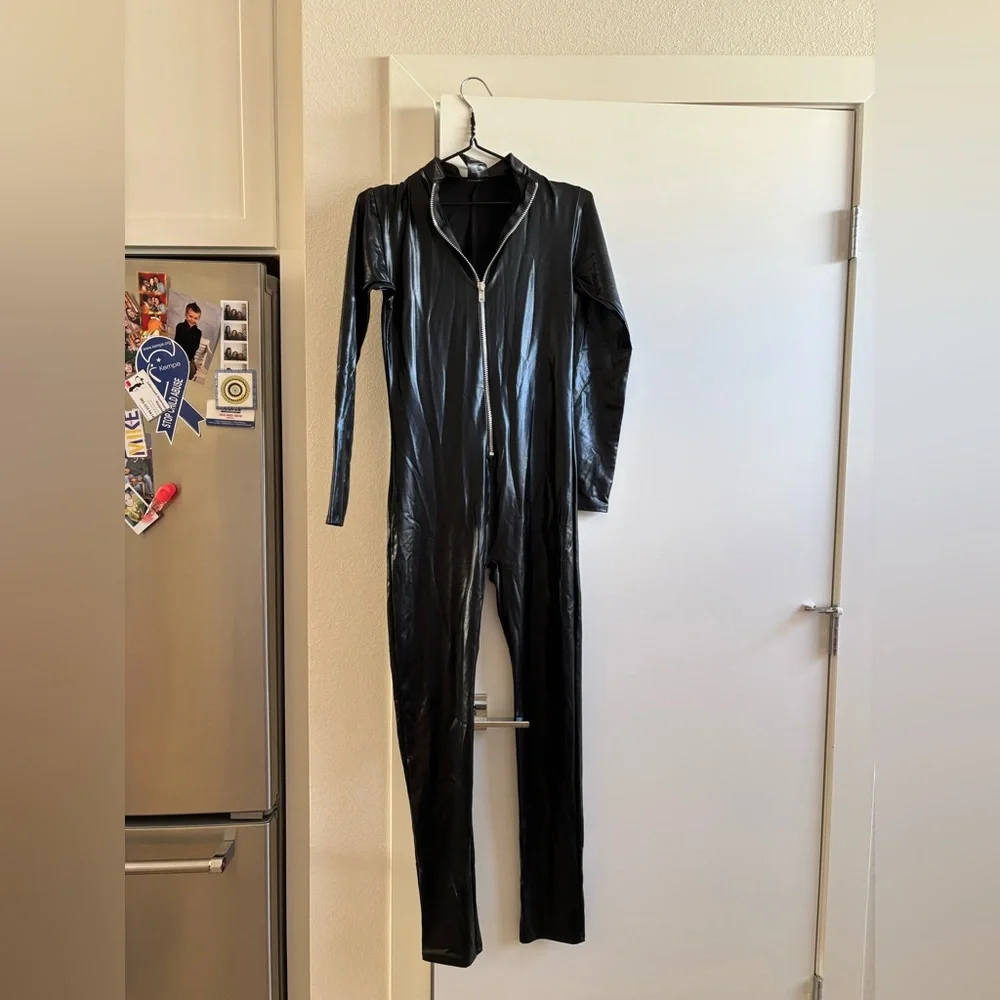 Leg Avenue cat woman costume - Picture 2 of 5